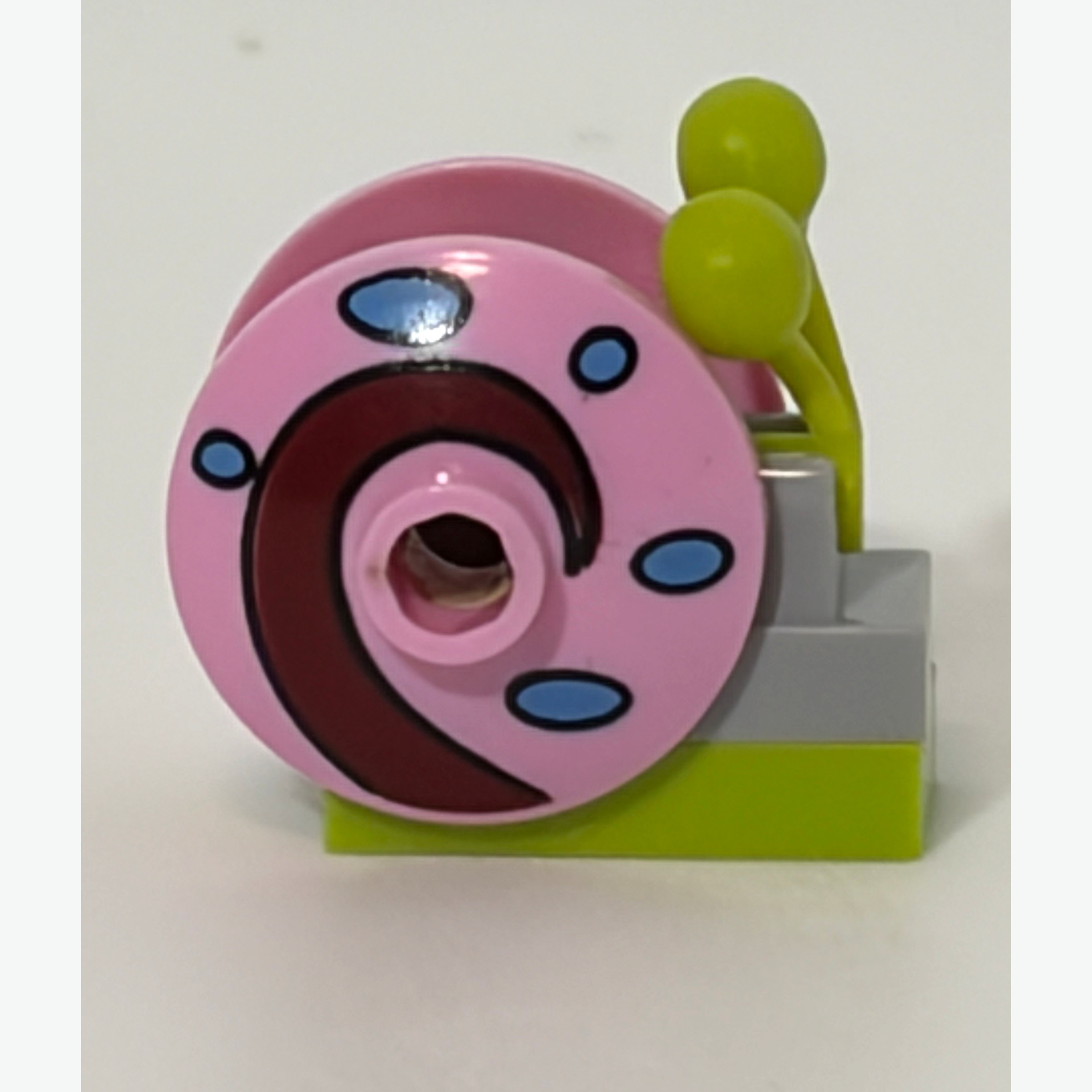 LEGO Gary the Snail Minifigure - Image 14