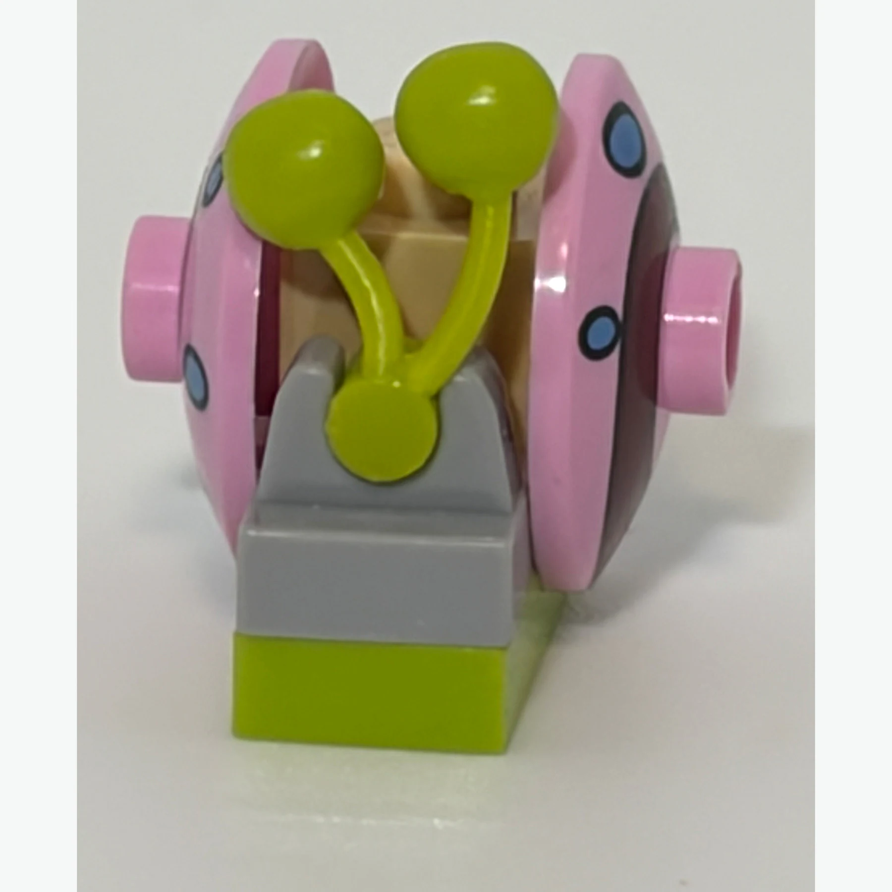 LEGO Gary the Snail Minifigure - Image 3