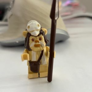 Logray Ewok Minifigure